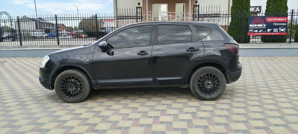 Продам  Nissan Qashqai