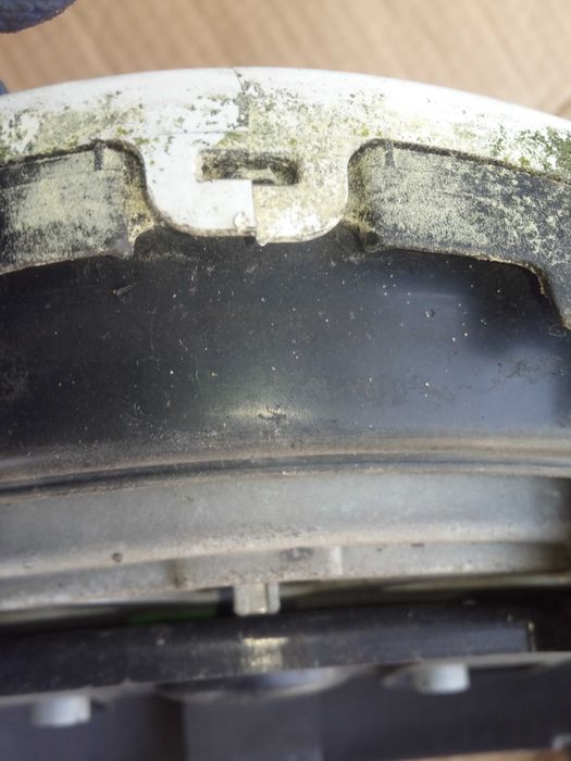 toyota AURIS II 13-15 grill atrapa zderzaka przód