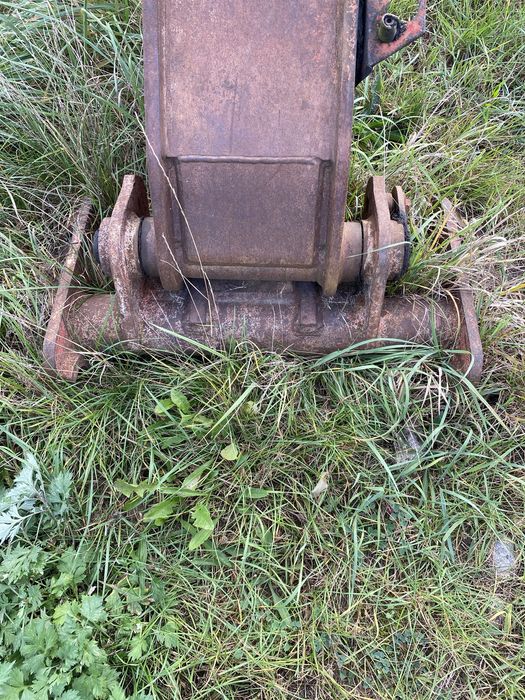 Manitou ramię teleskopowe karetka siłownik