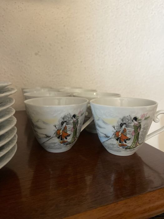 Conjunto de chávenas de café + Bule