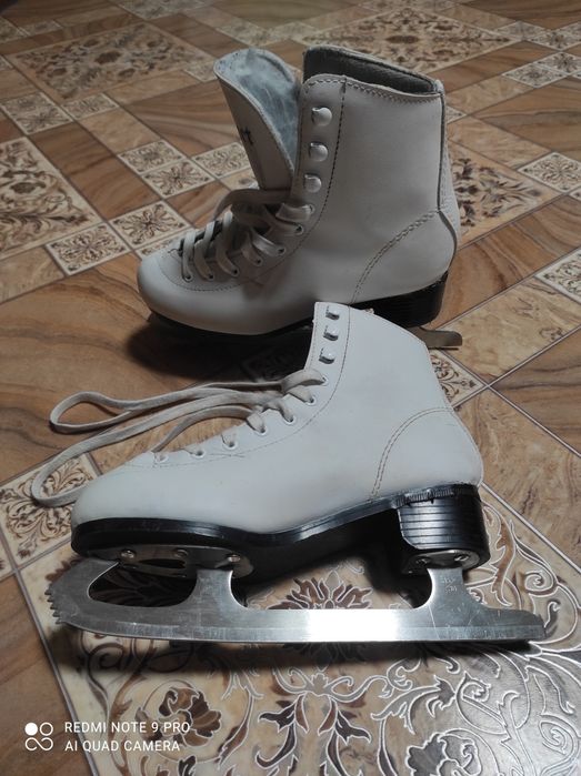 Продам ковзани 35-36 розмір