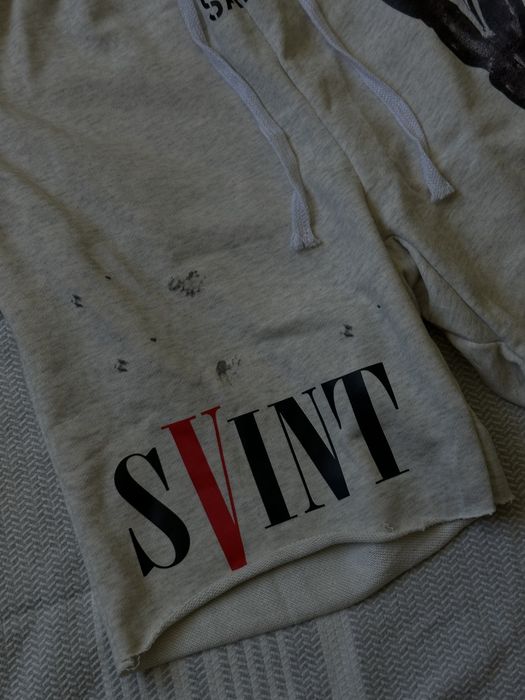 Шорти від Amiri. Vlone