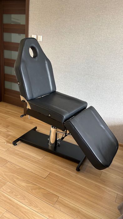 Fotel kosmetyczny hydrauliczny Sillon 210 DH