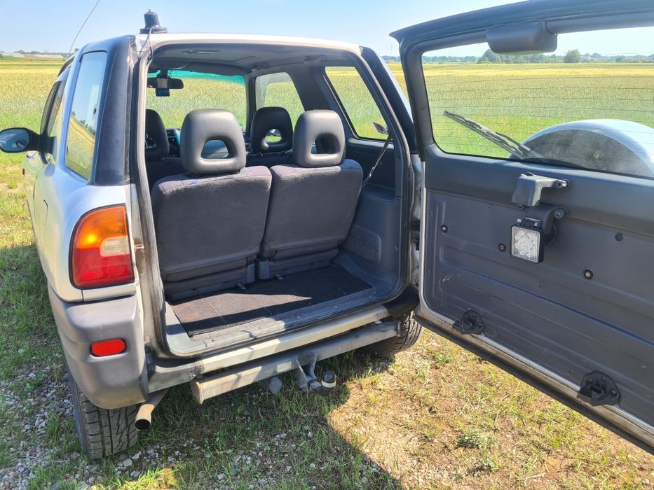 Toyota rav4 1 generacji