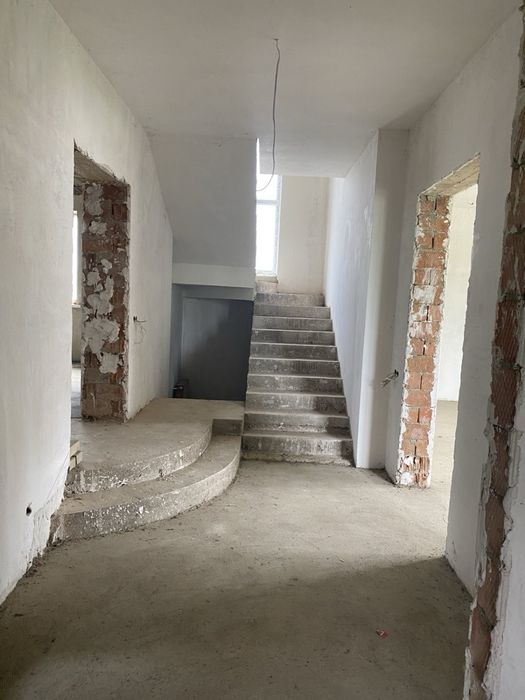 Продається якісний будинок Чагор