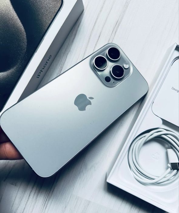 З гарантією iphone 15pro 128gb natural titanium neverlock фізична сім