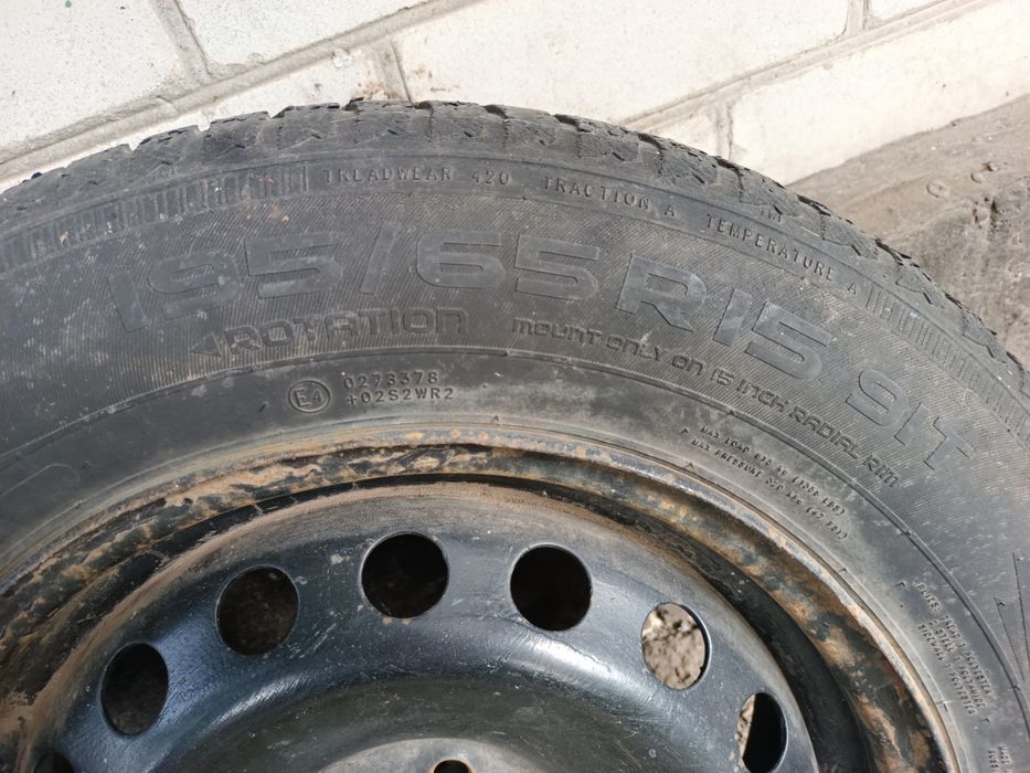 продам запаску 5/100  ЦО 60 R15