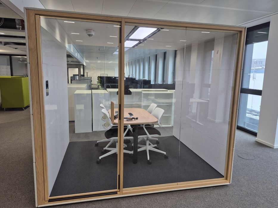 Montaż mebli, montaż kuchni, przeprowadzki