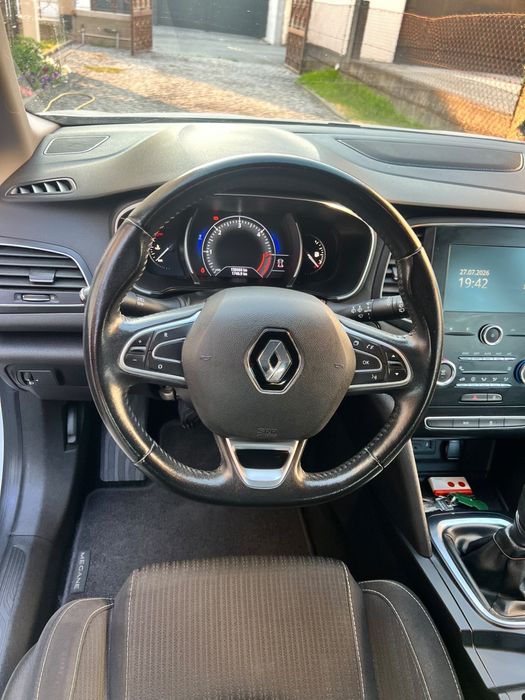Renault Mégane — fotografia 9