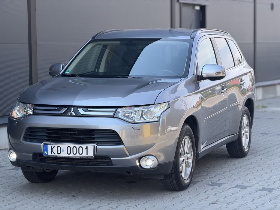 Mitsubishi Outlander*7 osób*Automat 4WD*Bezwypadek