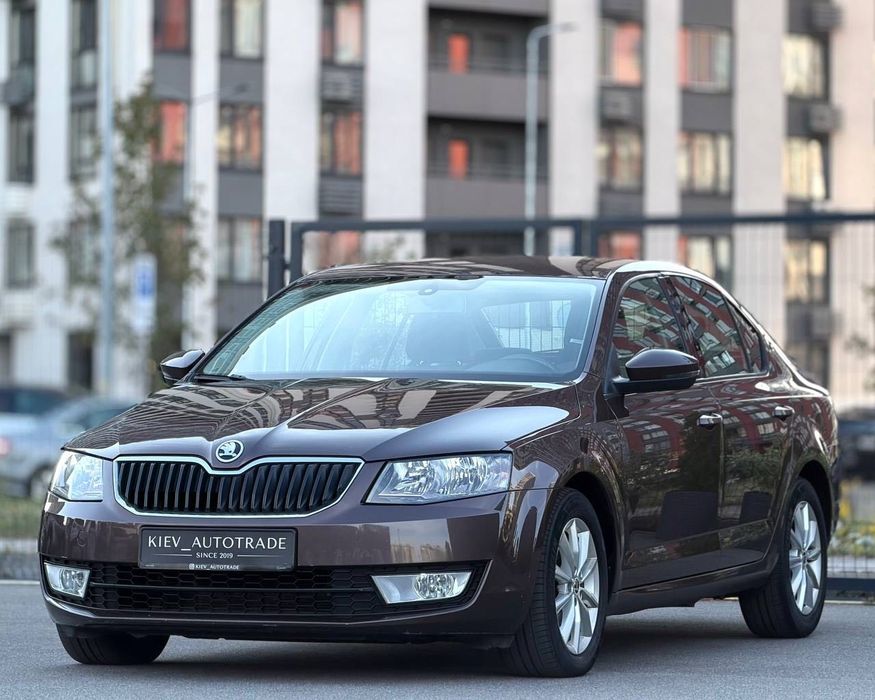 Skoda Octavia A7 Official