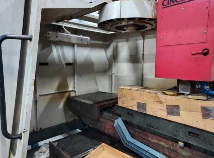 Frezarka CNC CINCINNATI Arrow VMC-1250