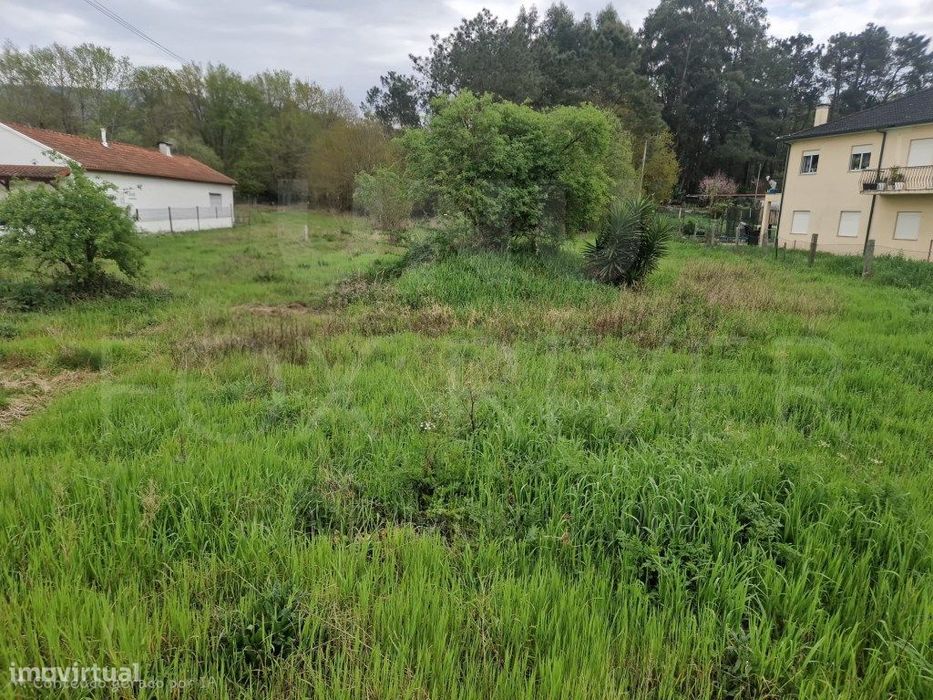 Terreno urbanizável em Gandra, Valença — Valença, Cristelo Covo E Arão, Viana do Castelo