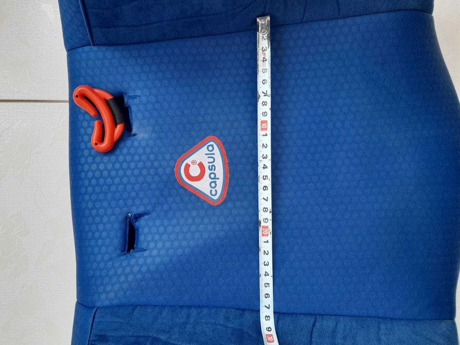 Продам Автокрісло-бустер Capsula JR5