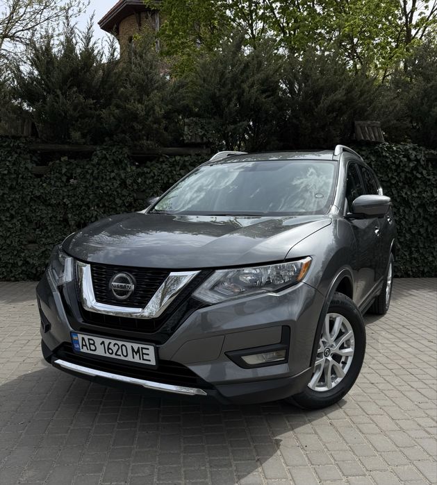Nissan Rogue SV AWD 2018 рік