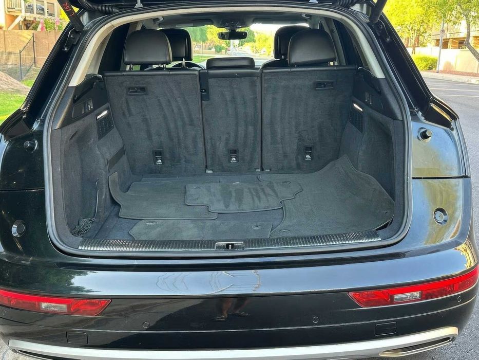 Audi Q5 quattro Prestige      2019