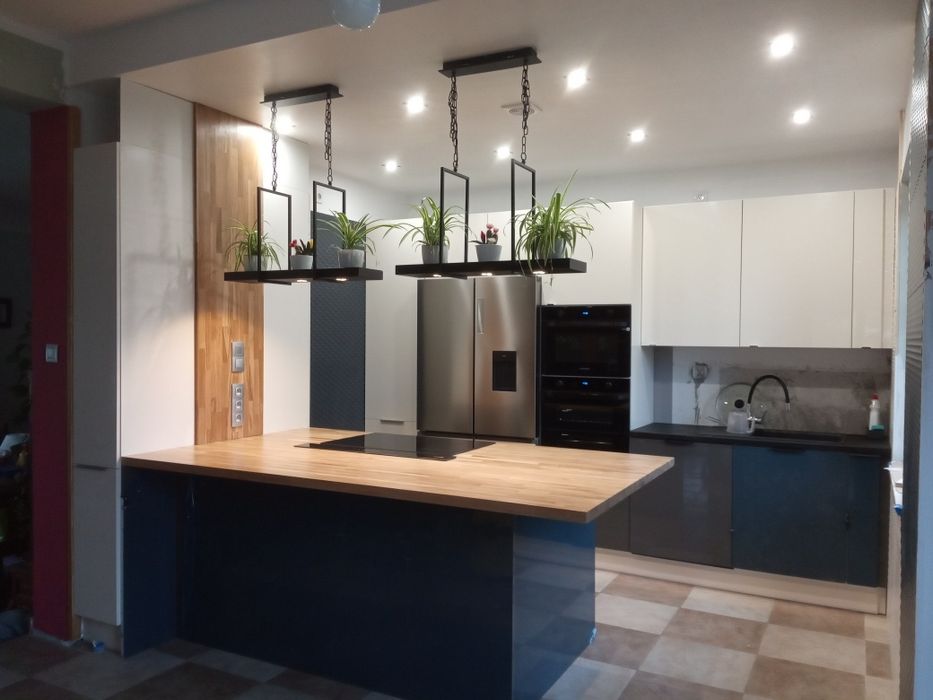 Awaryjne otwieranie mieszkań montaż naprawa mebli schodów rolet bram g