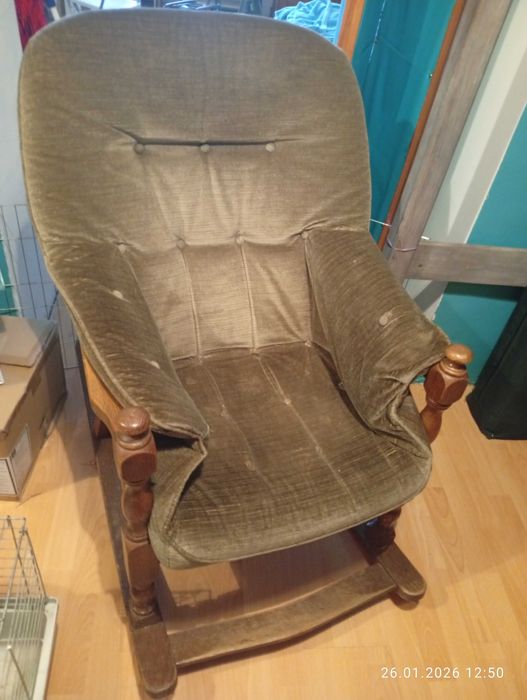 Wygodny fotel bujany