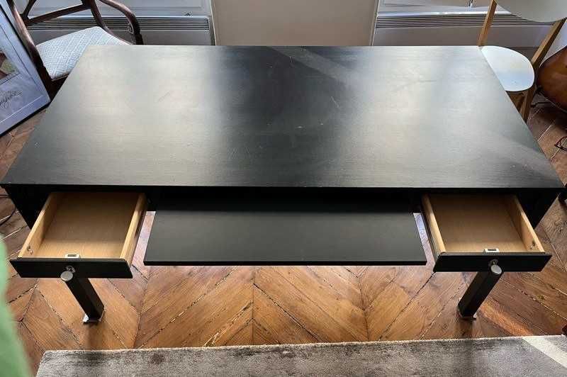 Secretária  150x75x74 - IKEA GUSTAV - 2 Gavetas e Suporte Computador