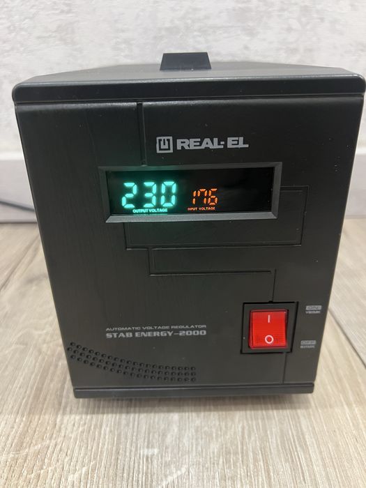 Стабілізатор напруги Real-EL-2000, Vitals RS 1003sd, (10000VA).