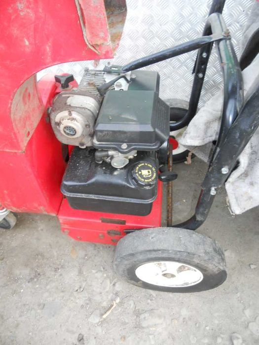 Duza  Dumuchawa Spalinowa   Briggs & Stratton Mobilna