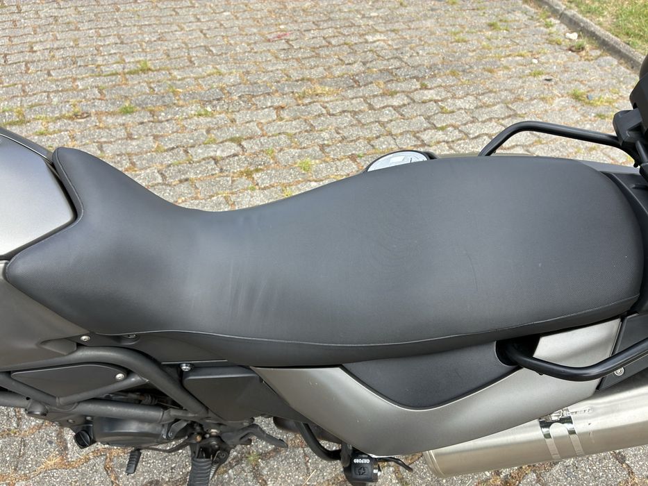 Vendo bmw f700 em bom estado