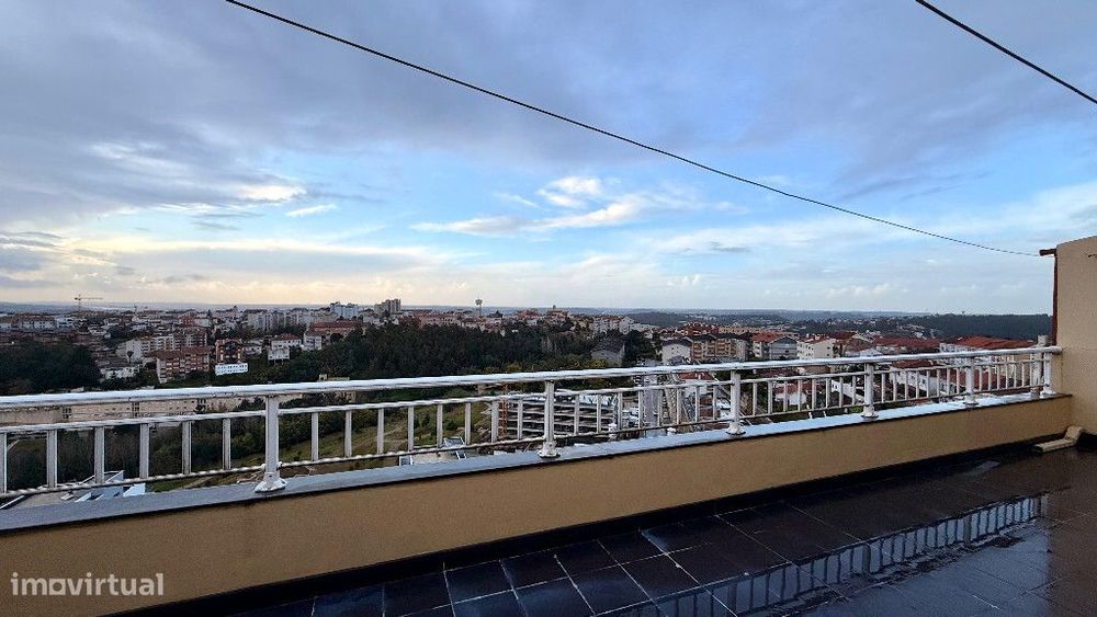 Apartamento T3+Sotão+G,Solum, Coimbra