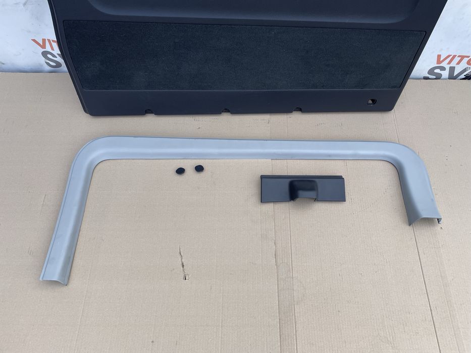 Карта салона здвежной двери левая на VITO-VIANO W639