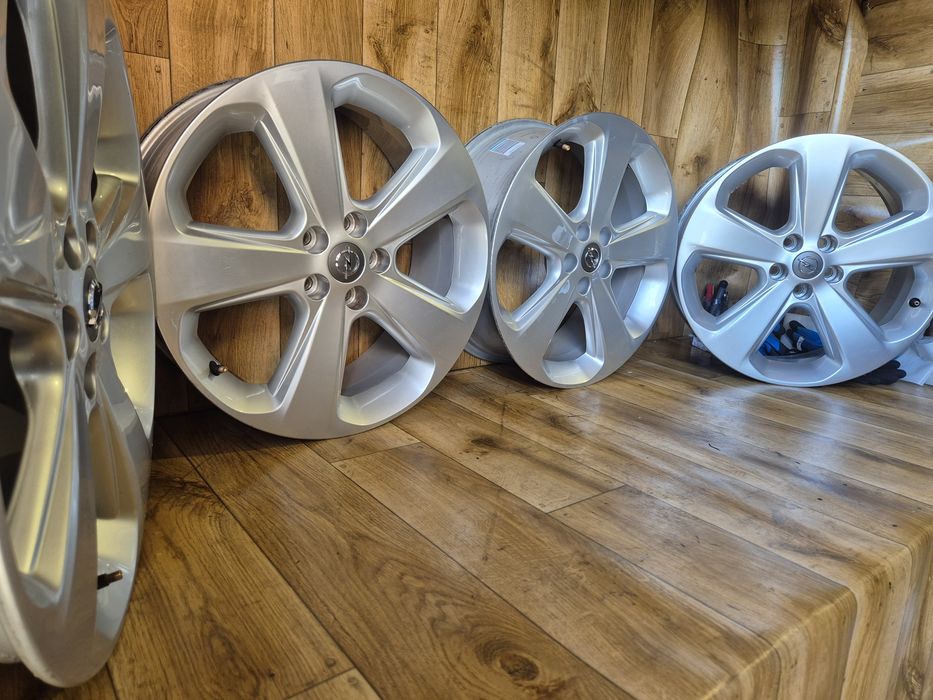 Oe opel 18cali 5x105 et38 7j ot56.6 stan idealny