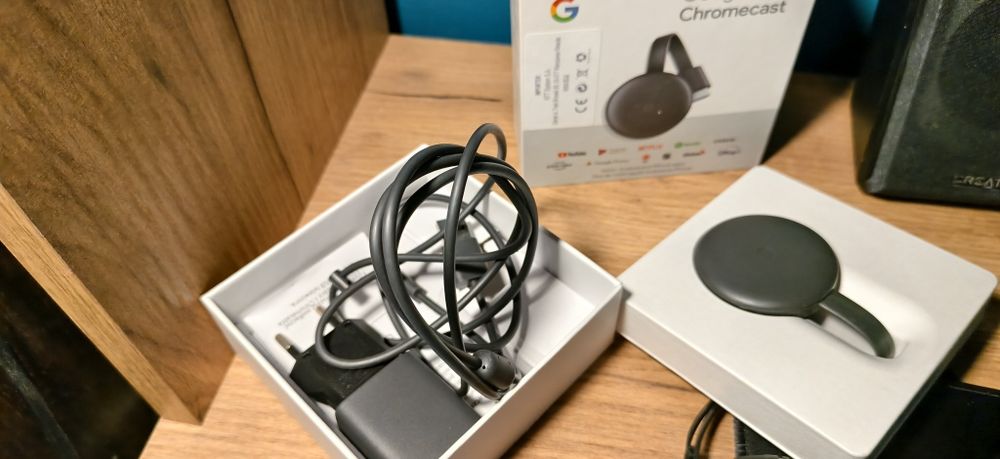Google Chromecast 3, zestaw