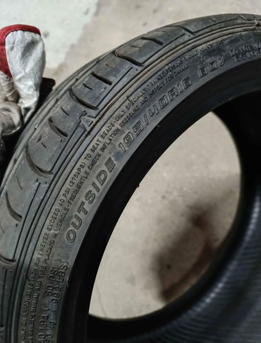 Pneus 195/40r16 como novos
