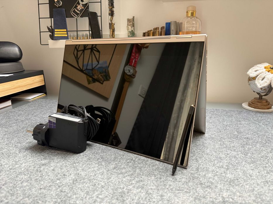 Laptop LENOVO Yoga C930-13IKB
