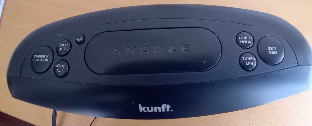 Rádio Despertador Kunft KTCR 3847