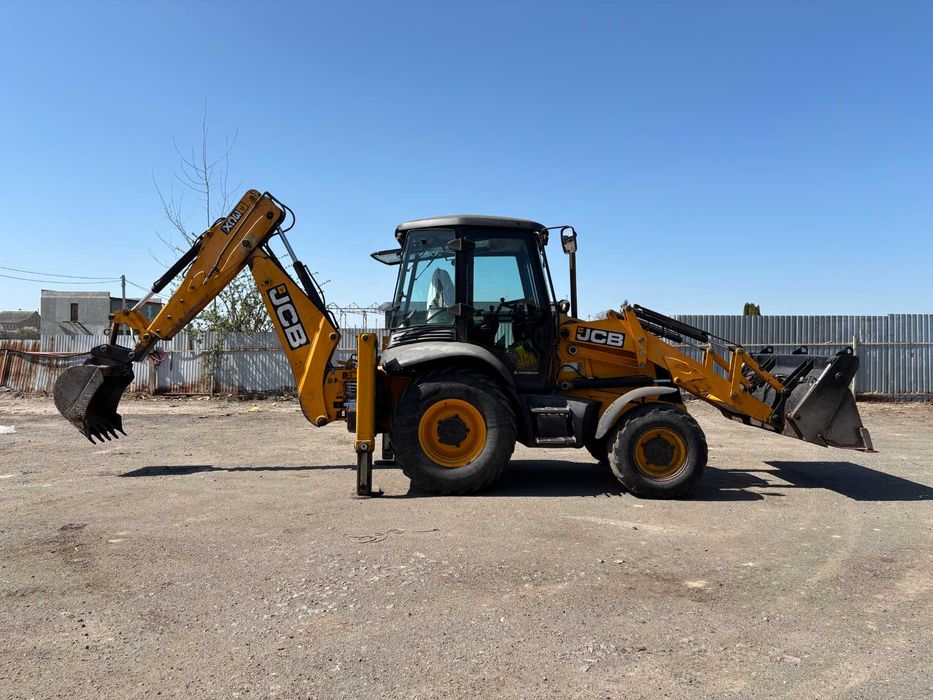 Оренда спец техніки JCB 3cx