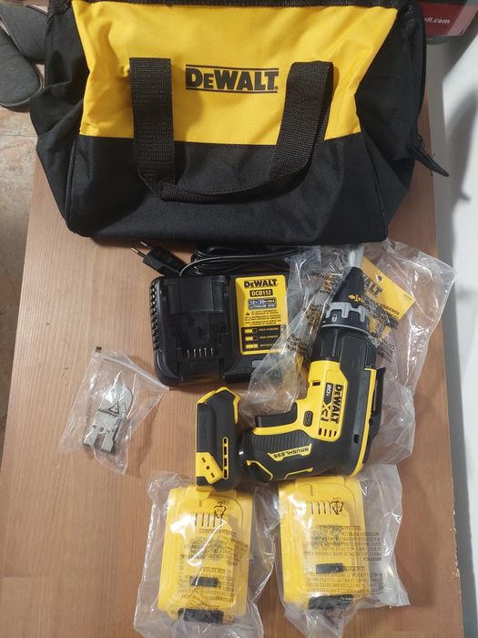 Aparafusadora Dewalt com sensor