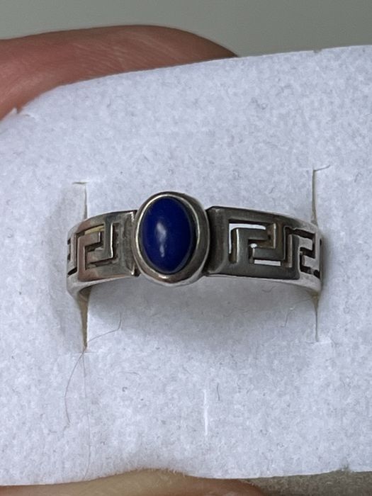 Pierscionek srebrny z lapis lazuli