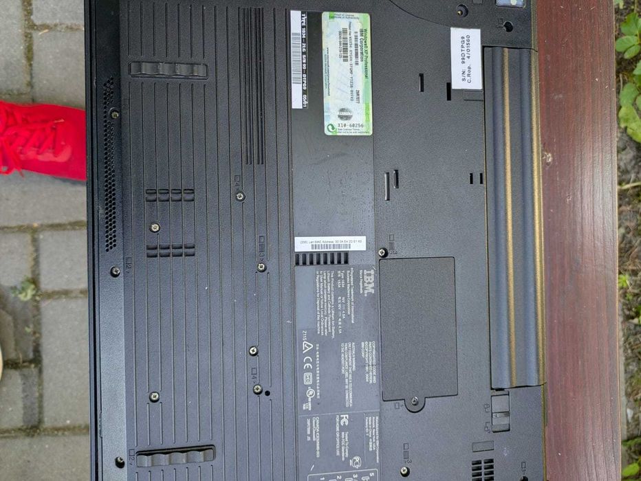 Laptopa IBM ThinkPad R50 Hrubieszów • OLX.pl