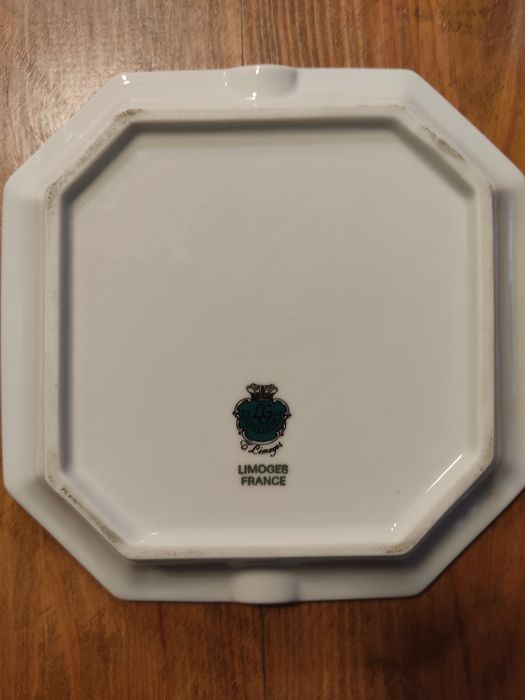 Cinzeiro em porcelana Limoges França