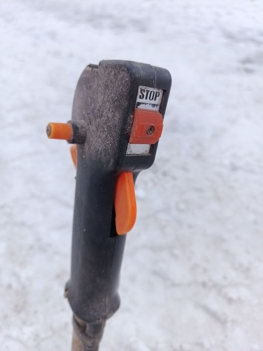 Kosa spalinowa Victus BC32