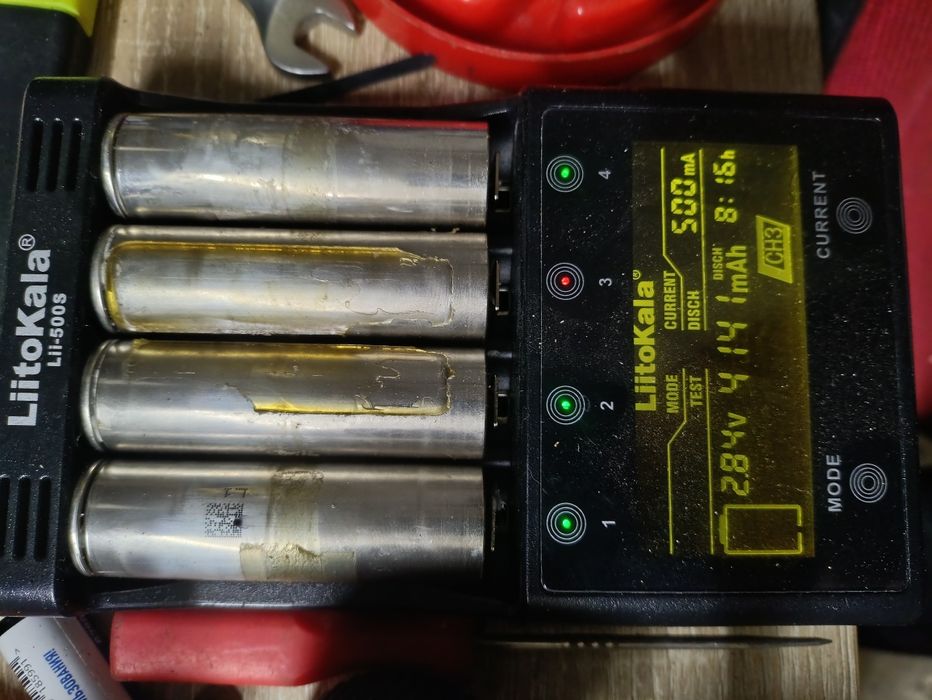 Акумулятори 21700 батарейки Tesla