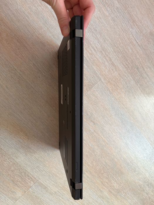 Ноутбук Lenovo T490