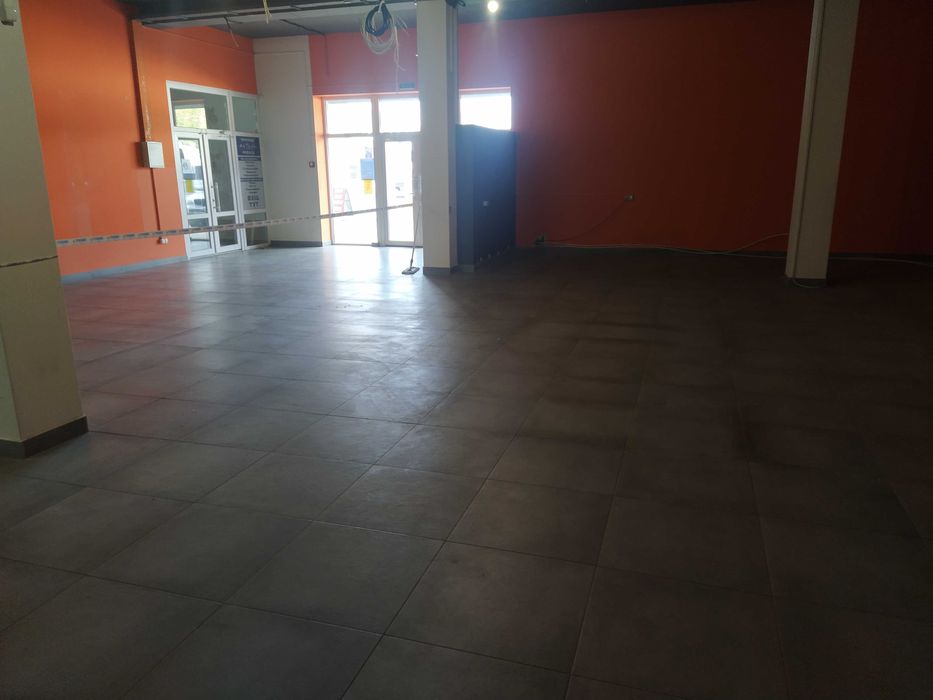 ПРОДАЖ або ОРЕНДА комерційного приміщення м.Кам'янка Бузька