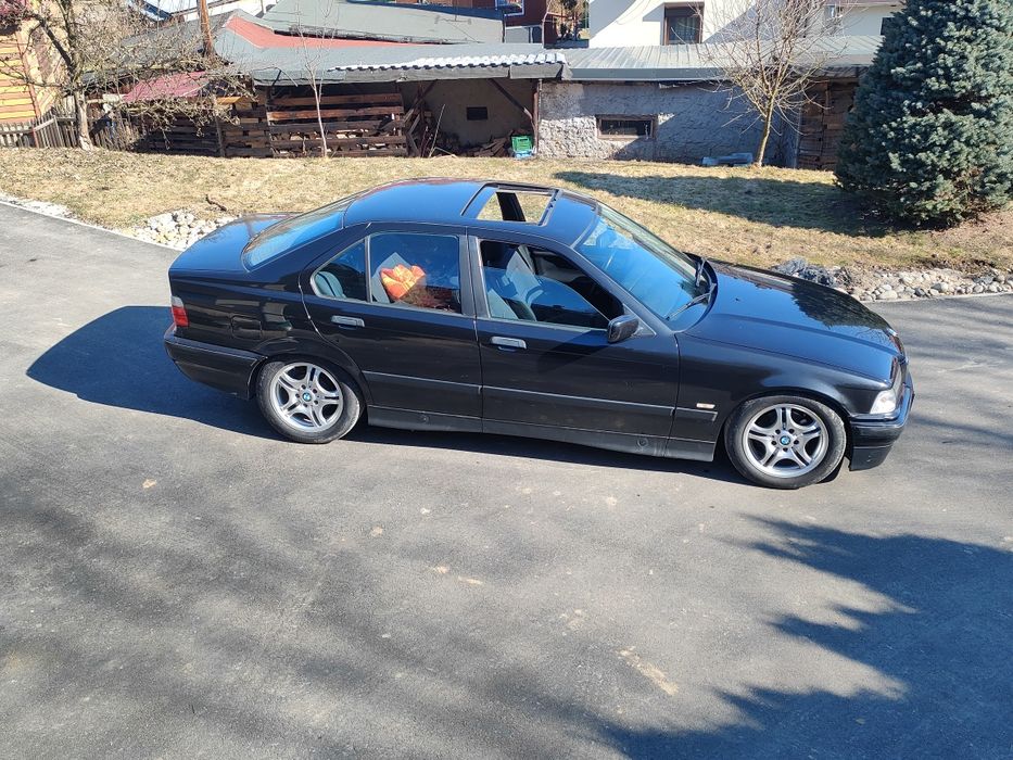 Samochód BMW e36