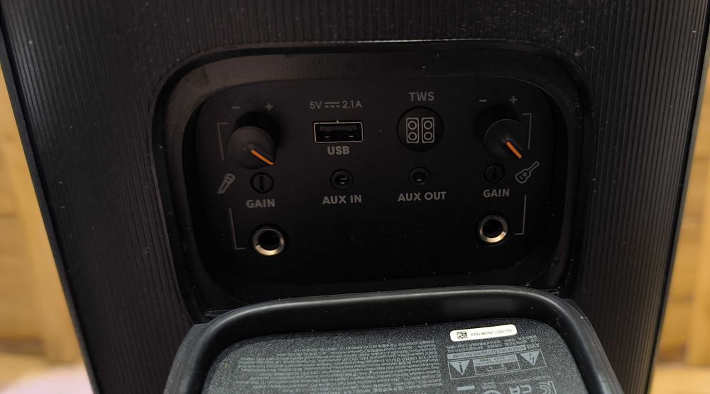 przenośny głośnik bluetooth JBL PARTYBOX ENCORE 110  jak nowy