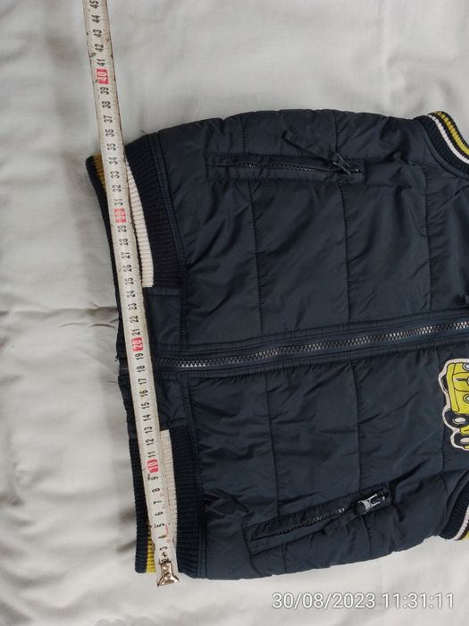 Безрукавка,жилетка