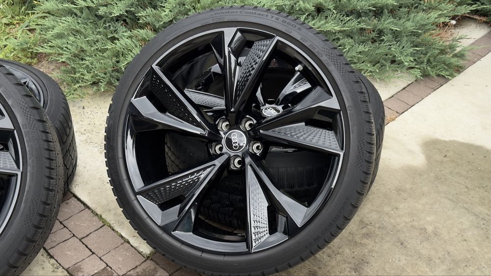 Audi rs6 rs7 r22 285/30/22 continental sq7 sq8 rsq8