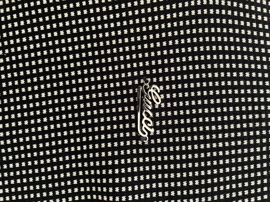 свитер от gucci