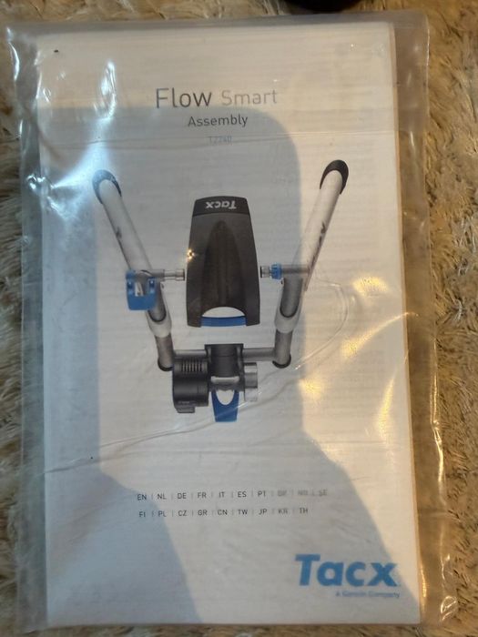 Trenażer rowerowy Tacx Flow Smart