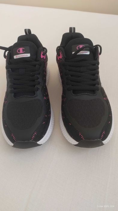 Damskie adidasy rozm 37,5