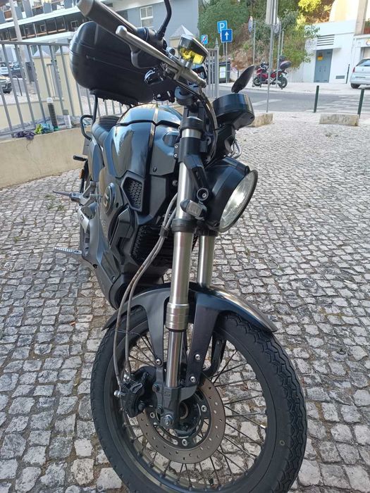 Super Soco TC Max 2024 | Único dono | 18.850 km | Baú + Extras